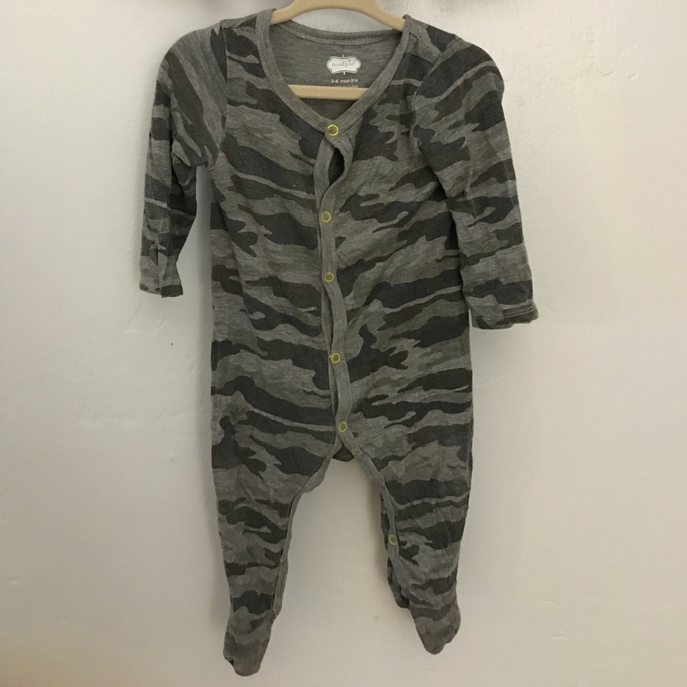 Mud Pie sleeper/footie